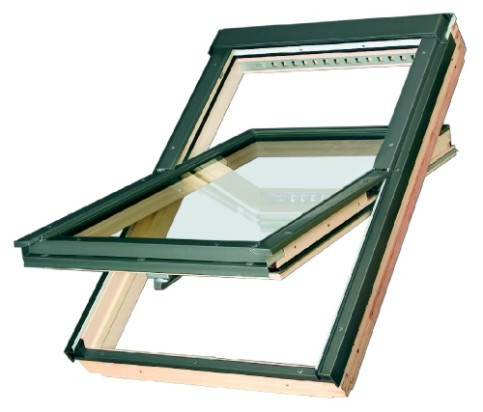 Střešní okno energoúsporné plastové kyvné FAKRO PTP-V/PI U4  78 x118 BOROVICE