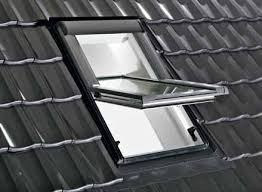 Střešní okno ROTO plastové R45 09/11 K200 (94x118) dvojsklo