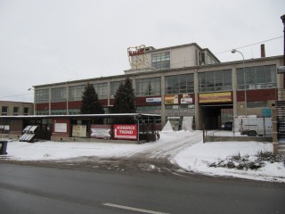 Hlavní budova v roce 2010